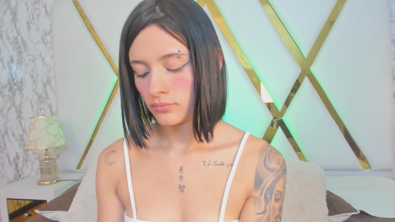 Hanna_Hunter's Streamate show and profile