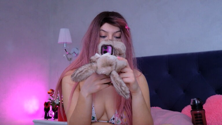 ChristieSims's Streamate show and profile