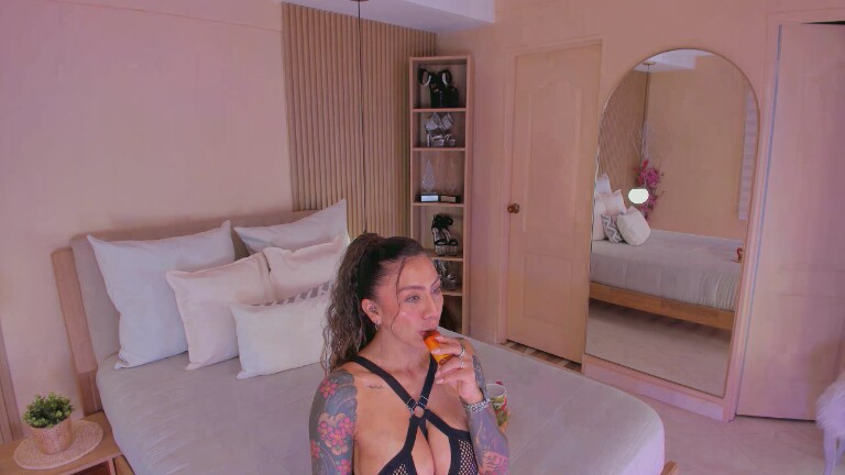 EricaCopolaa's Streamate show and profile