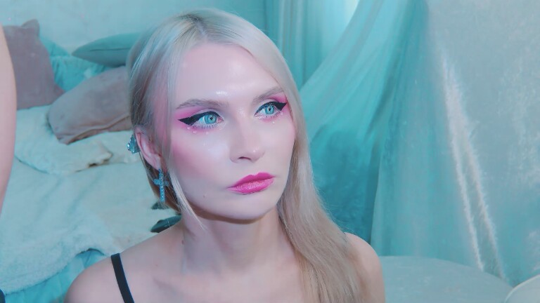 DenLina's Streamate show and profile