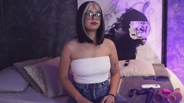 MekariFox's Streamate show and profile