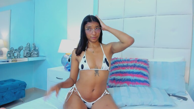 SidneyLovee's Streamate show and profile