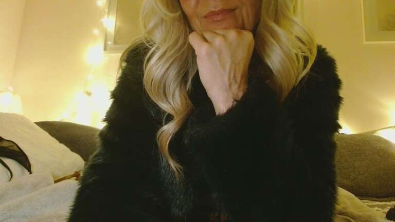 MissMilaRae's Streamate show and profile