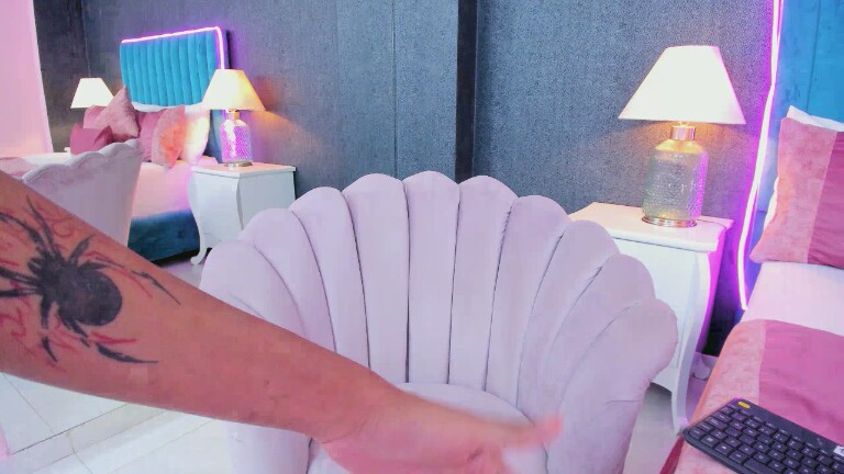 TifanyReed's Streamate show and profile