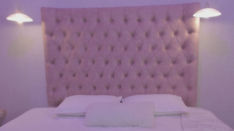 Alicia_Evans's Streamate show and profile