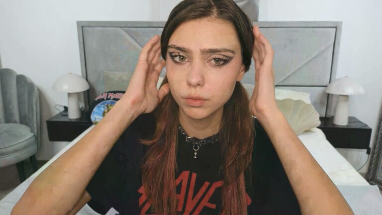 InnaMoratis's Streamate show and profile